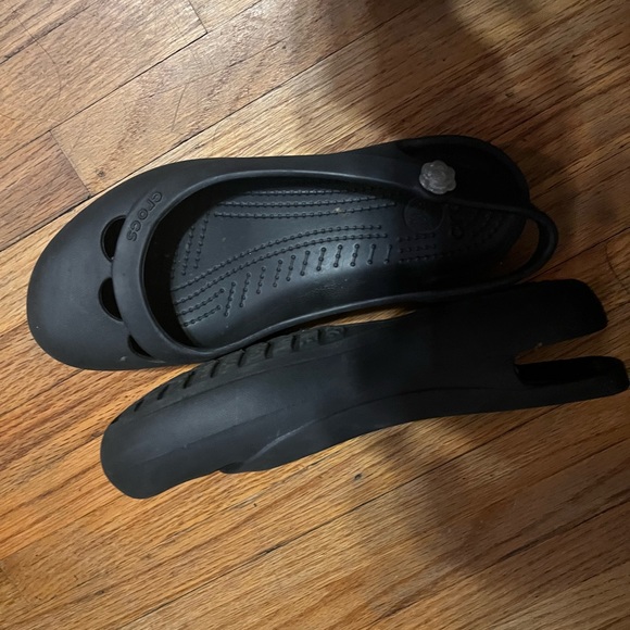 Ballerina Crocs - Picture 2 of 2